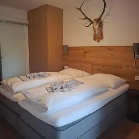 Deluxe Alpenkrone Apartamento Schladming